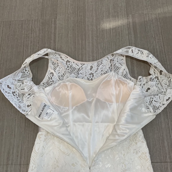NINA AUSTIN ivory lace dress - Picture 7 of 15